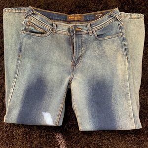 Vintage looking short length jeans